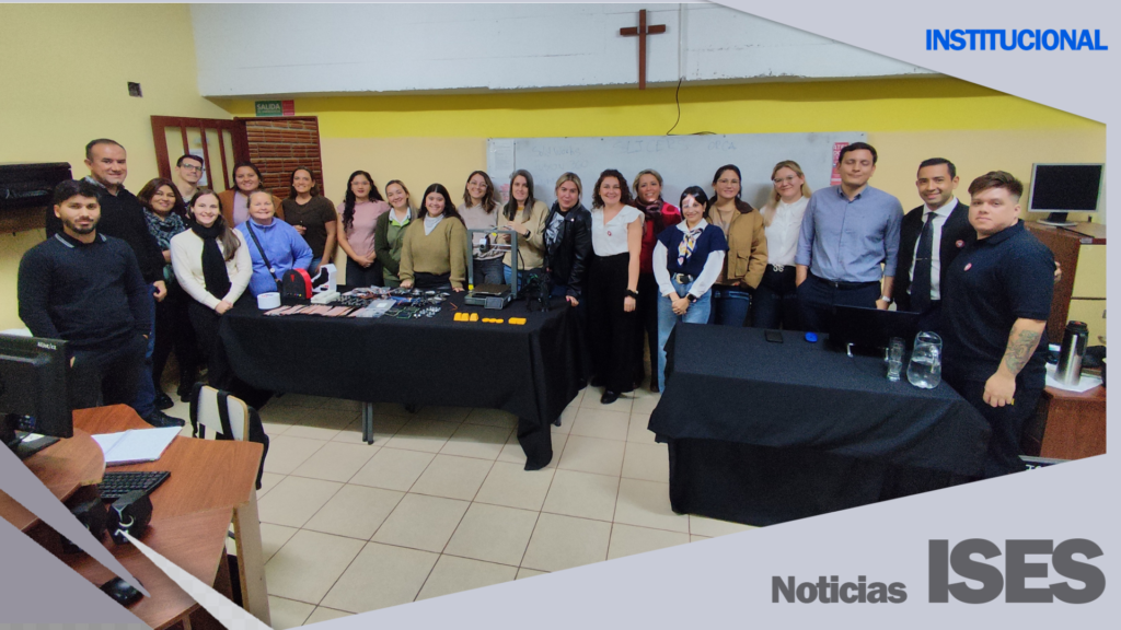 El ISES inició el postítulo en Robótica, Programación e Impresión 3D con la participación de 19 docentes